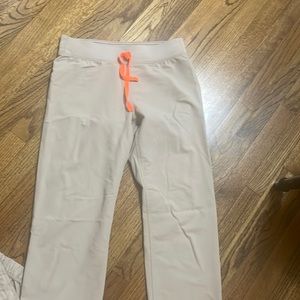 4 pairs of khaki scrub bottoms! Brands are figs, cherokee , greys anatomy